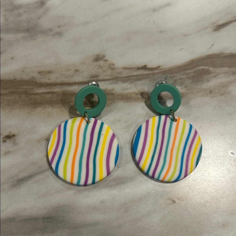 Women’s vibrant wavy vertical stripes earrings in rainbow hues donut style post